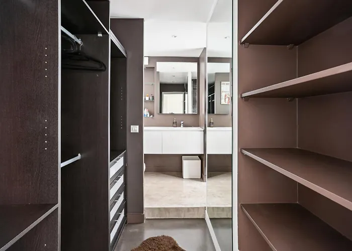 Av Experiences - Maison Belleville Luxury Villa Paris